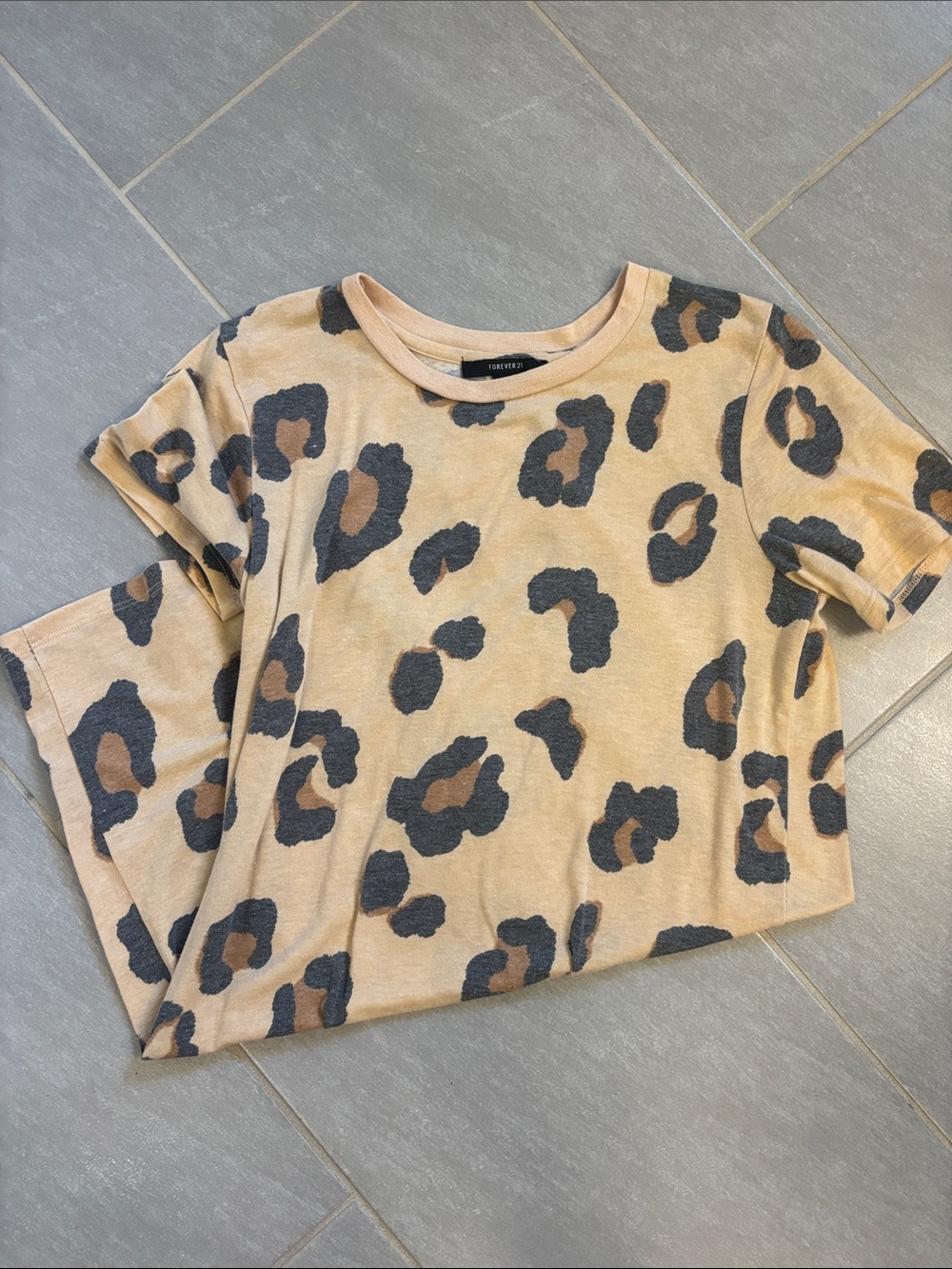 Leopard Print Crop Tee - Tan and Black